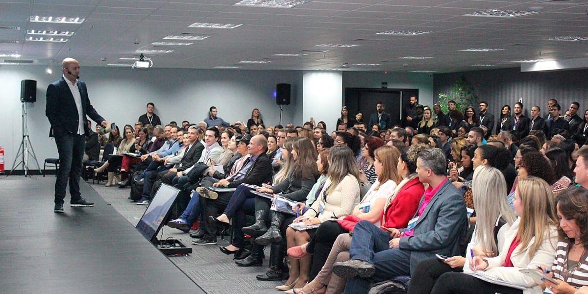 Dicas para quem quer deixar de ser funcionário e virar empreendedor